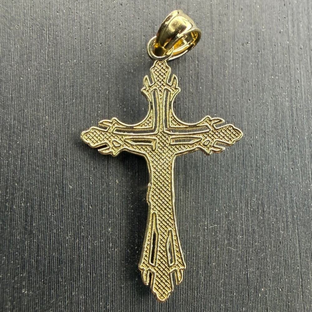Solid 10k Italian Yellow Gold Jesus On The Cross Pendant 1.1" Tall 0.6" Wide - Picture 3 of 8
